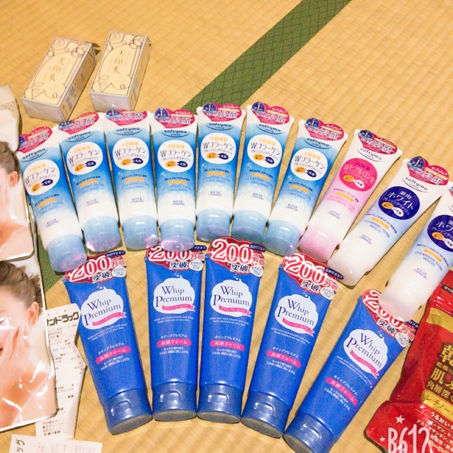 Sữa rửa mặt kose softymo