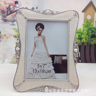khung ảnh để bàn phong cách retro