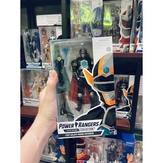 Mô hình Hasbro chính hãng - The Defender