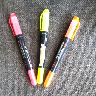Viết dạ quang 3 màu x3 cây