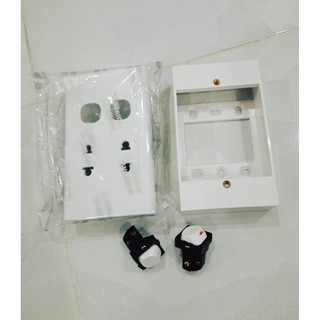 Ổ cắm 2 công tắc + 2 ổ cắm + đế nổi VANLOCK