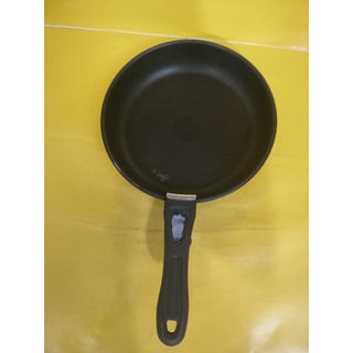 Chảo chống dính T-fal nội địa Nhật, size 23cm, cao 5cm (213), dùng được bếp từ