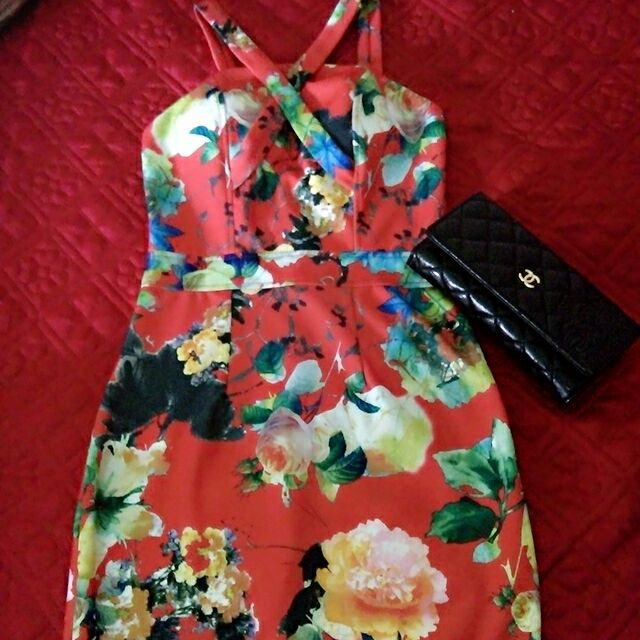 Đầm body