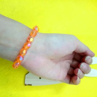 Combo 6 chuỗi đeo tay 6 màu như hình