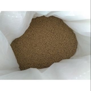 1kg cám cho gà đẻ hoặc chim đẻ thức ăn cho gia cầm hoặc làm mồi câu cá