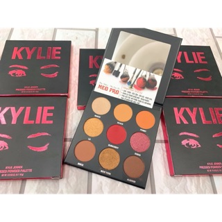 Bảng phấn mắt KILIE new look hộp đen ( auth)