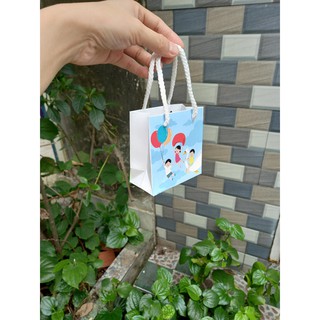 50 cái - Túi giấy minni đựng quà tặng thiếu nhi 1/6 kích thước 10x10x5cm - Mẫu số 16