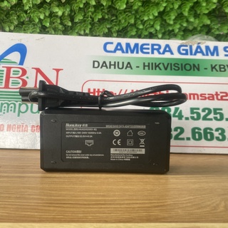 Bộ cấp nguồn POE Cho Camera IP Huntkey HKA02452003-8Q.