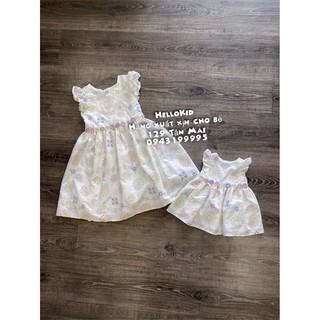 váy thêu hoa đục lỗ cầu kỳ