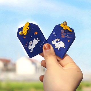 [Mã LIFEBOOK2 giảm 10% đơn 0Đ] Túi Phước May Mắn Omamori Họa Tiết Thỏ Ngọc Bọc Vỏ Silicon tặng Đá Ngũ Sắc 2021