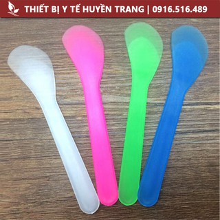 Thìa Nhựa Trộn Quét Mặt Nạ - Thiết Bị Y Tế Huyền Trang
