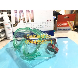 Kính trong suốt bảo hộ lao động