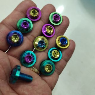 Ốc 6li15 dù dày 2 màu khách cần màu nào ghi chú màu đó vào đơn nhé