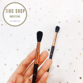 Cọ Tán Phấn Mắt E16