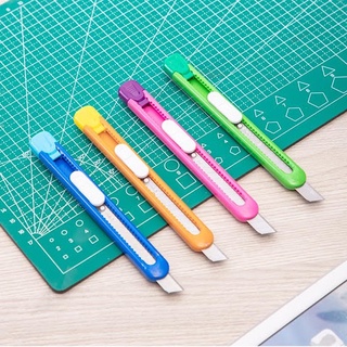 Dao rọc giấy mini  90mm Deli - 2054