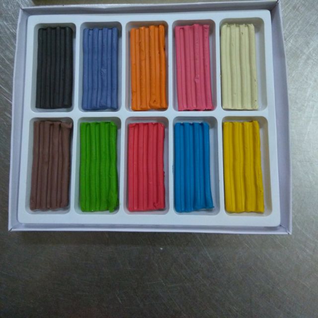 Đất nặn 1 kg 10 màu
