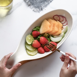 Tô đựng salat, hoa quả kèm đế gỗ hình chiếc muỗng , sứ cao cấp không chì