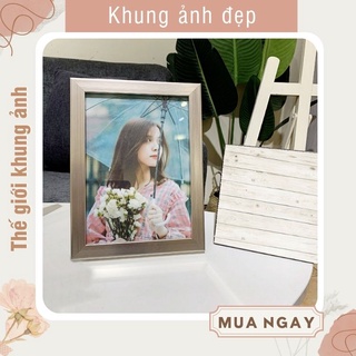 Khung ảnh để bàn hoặc khung ảnh treo tường màu bạc chất liệu đẹp
