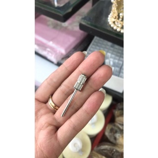 Trục  nhám