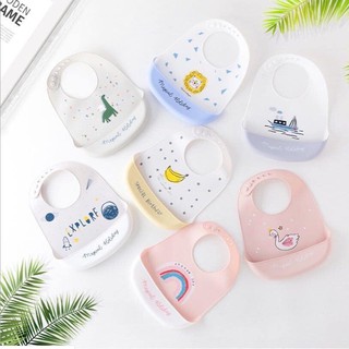 Yếm ăn dặm silicone hình 3D cho bé