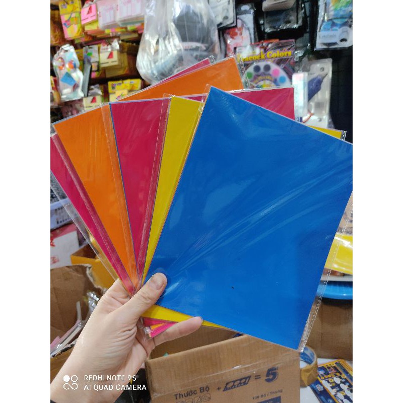 Giấy thủ công có keo