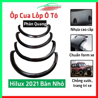 Bộ ốp cua lốp xe ô tô Hilux 2021 bản nhỏ mẫu phản quang trang trí bảo vệ lốp xe
