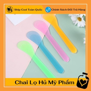 100 Que nhựa lấy kem, muỗng kem dùng trong spa , phụ kiện du lịch