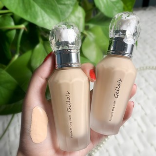 Kem nền dưỡng ẩm Clear flawless liquid foundation