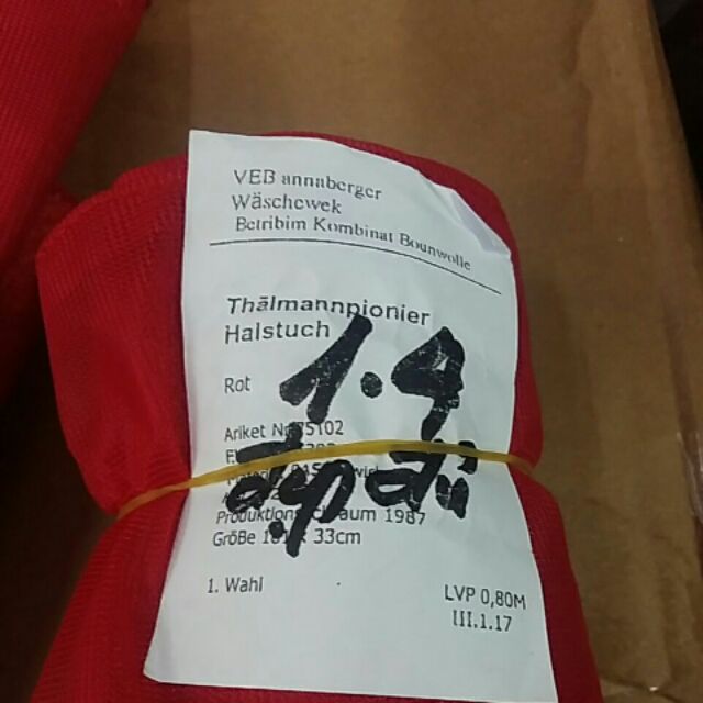 Khăn quàng đỏ Hàng Nhập