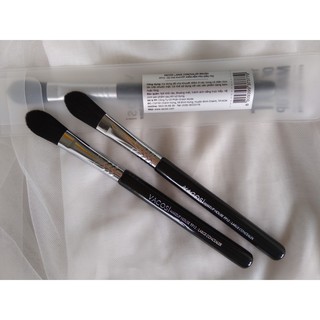 Cọ che khuyết điểm Vacosi vùng rộng Pro Large Concealer - FP12