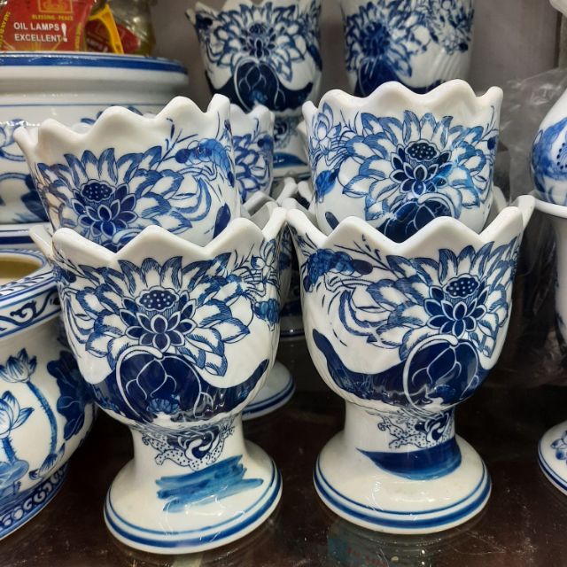 Ly đựng quả phật thủ