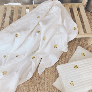Chăn gạc vải xô 4 lớp kháng khuẩn thêu hình Gấu Thỏ cho bé sử dụng 4 mùa hàng xuất Hàn siêu xịn, siêu xinh