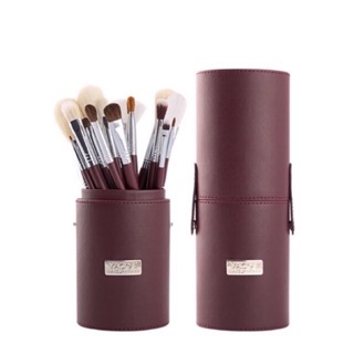 Bộ cọ RED SIGNATURE 19 cây, hộp cup đỏ - BC22