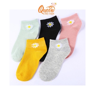 Tất Vớ Nữ Ulzzang Cổ Trụ Thêu Hoa Cúc Thời Trang Cực Đẹp