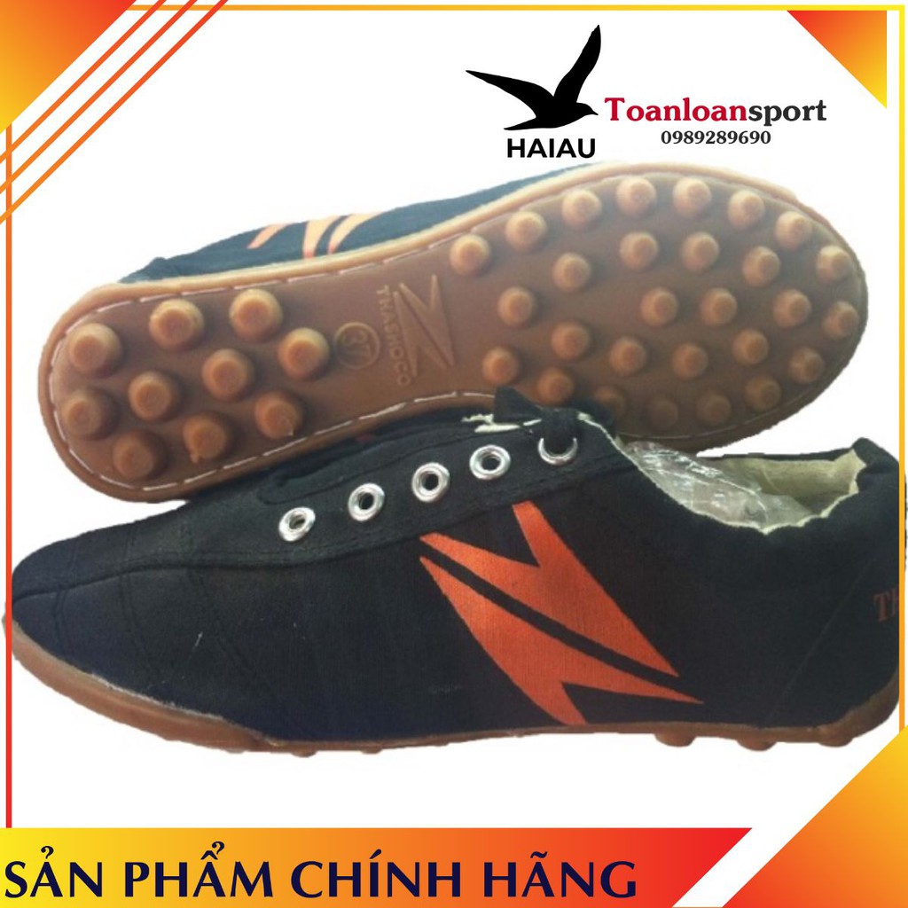Giầy đá bóng đinh thăng long