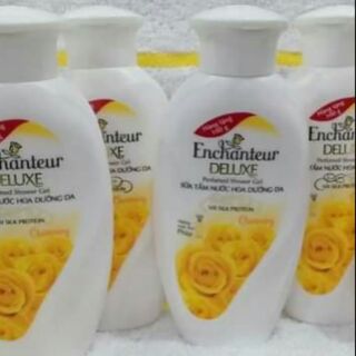 Sữa tắm nước hoa Enchanteur 100gr