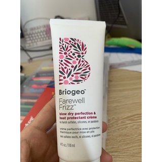 kem tảo kiểu tóc Briogeo Farewell Frizz 118ml