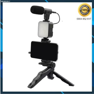 Bộ sản phẩm VIDEO - MAKING KIT AY-49 - 3 trong 1 tích hợp đèn LED tiện dụng