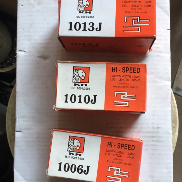 Ghim bấm gỗ