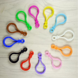 Set 5 Móc Khóa Nhựa Nhiều Màu, Tiện Lợi