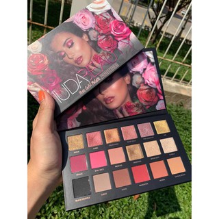 Bảng phấn mắt Huda Beauty Rose Gold Remastered eyeshadow palette