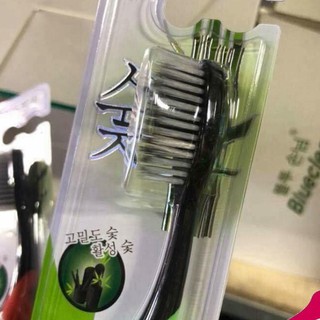 Bàn Chải Đánh Răng Bossi Đơn - Than Tre Hoạt Tính