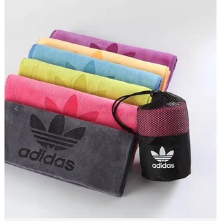 Khăn tập GYM thể thao cao cấp (30x100cm) mềm mại và thấm hút mồ hôi cực tốt.