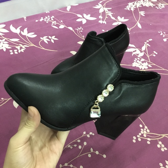 Boot nữ da cổ thấp