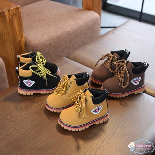 Giày Boot da kiểu dáng xinh xắn dành cho các bé