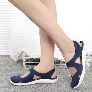 Giày Nhựa Nữ Đi Biển Đi Mưa Cao Cấp Êm Chân Chịu Nước SP53