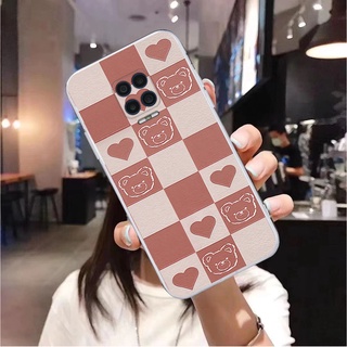 Ốp Vsmart Aris / Aris Pro gấu Bear rick caro vuông thời trang siêu đẹp