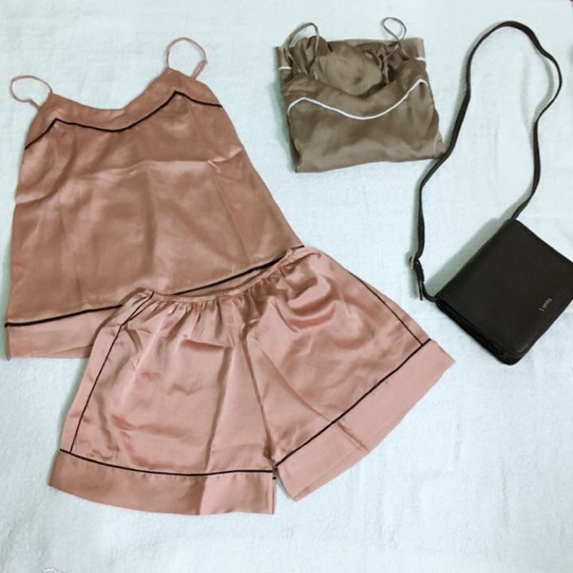 Đồ bộ lụa satin