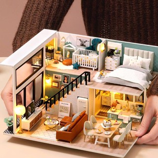Mô hình nhà DIY Doll House Comfortable Life Kèm Mica Chống bụi, Bộ dụng cụ và Keo dán