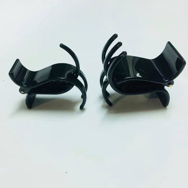 1 chiếc kẹp tóc 3 răng hoặc 5 răng